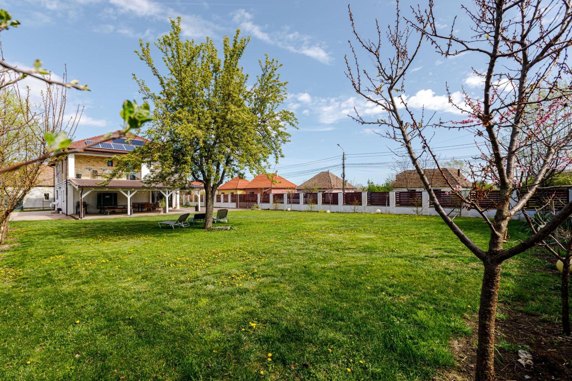 Gasthaus Sacalaz Hotel Temesvár Kültér fotó